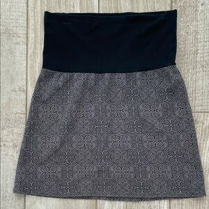 Prana black and brown patterned Roma skirt, size Small